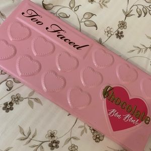 Too faced chocolate bon bons palette